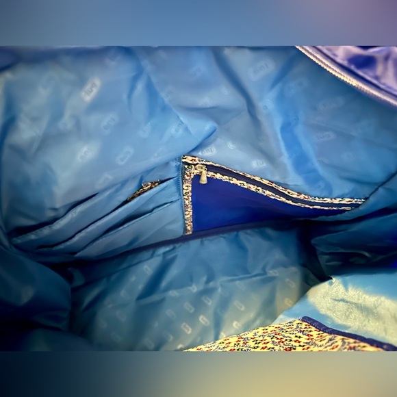 Lug Signature Collection Charleston Tote in Cobalt Limited Edition - Picture 7 of 9